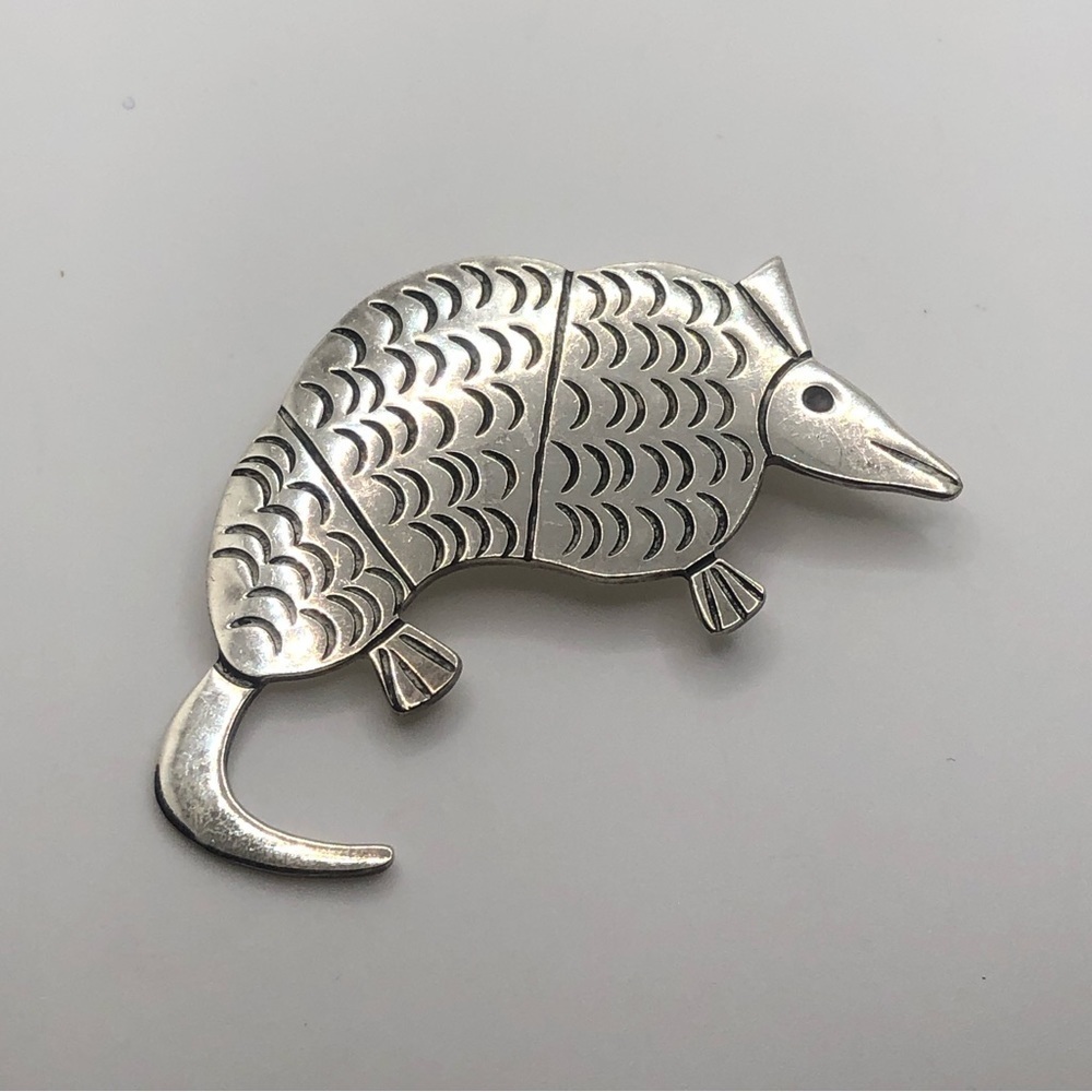 Taxco Sterling Silver Armadillo Brooch TD-41 / Approx 2.2”